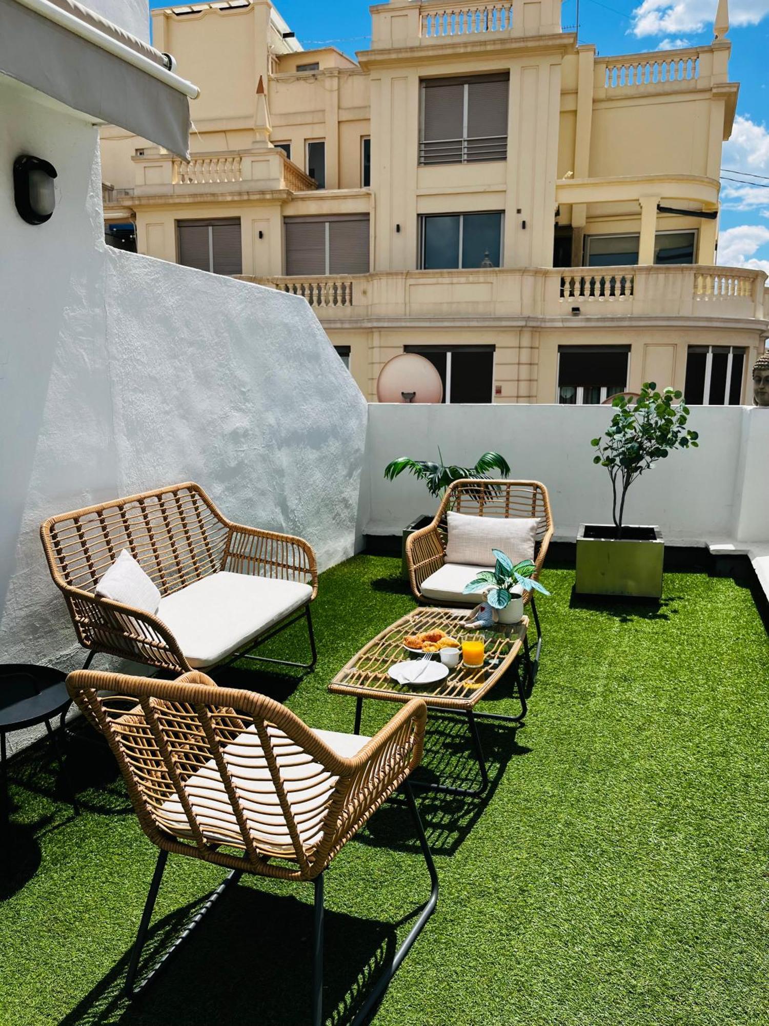 Travel Habitat - Centro Apartment Valencia Bagian luar foto