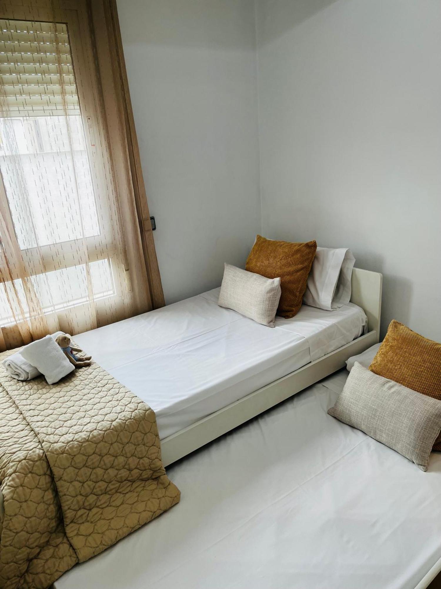 Travel Habitat - Centro Apartment Valencia Bagian luar foto
