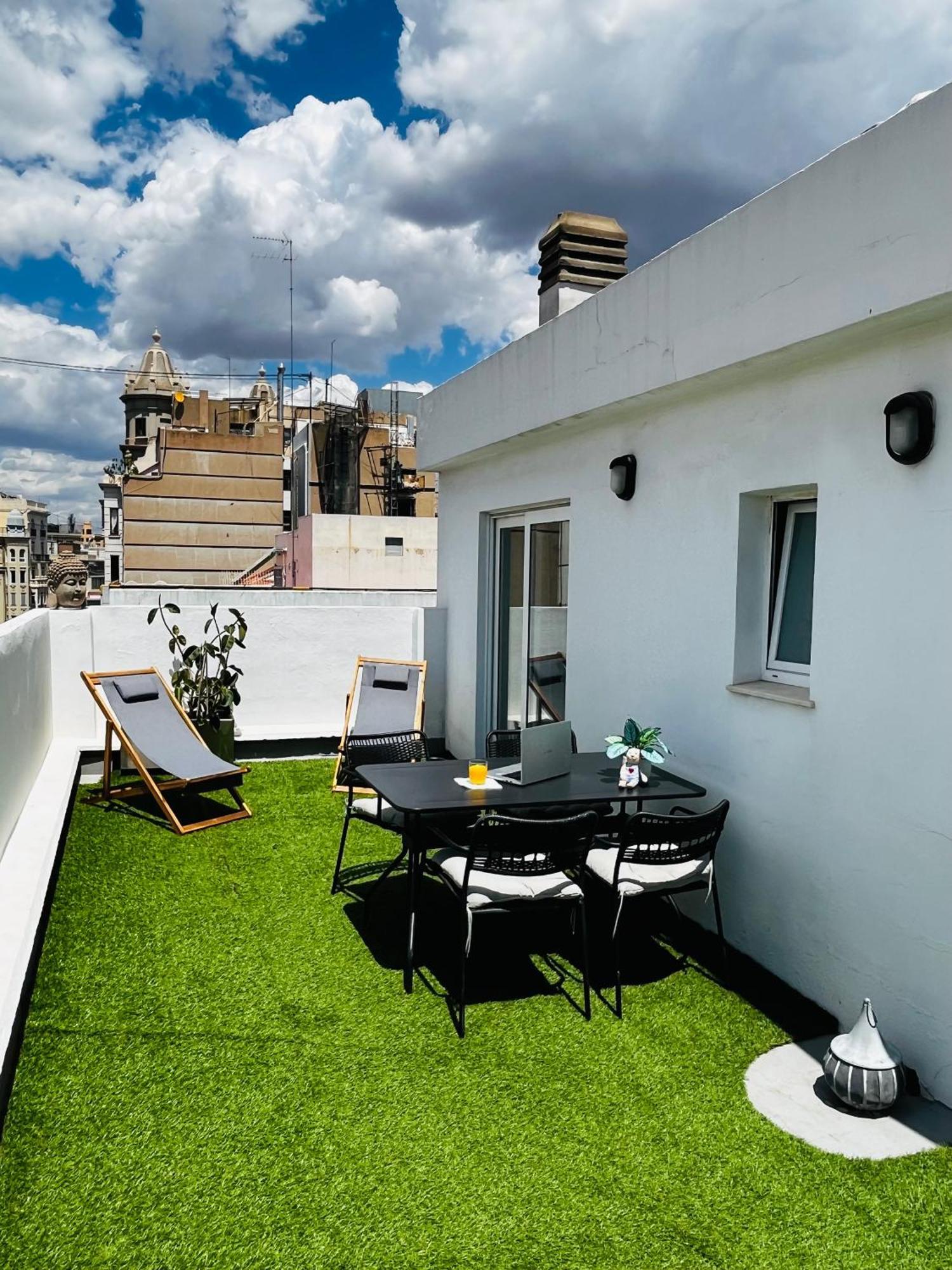 Travel Habitat - Centro Apartment Valencia Bagian luar foto